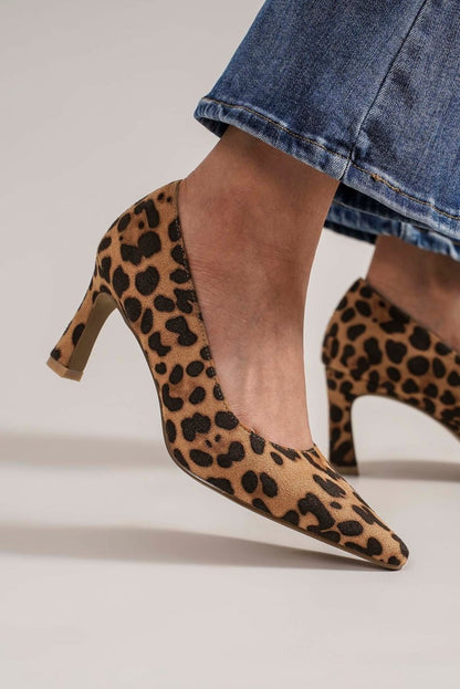 Beast Fashion Faux Suede Leopard Point Toe Pumps | Shoes | 7