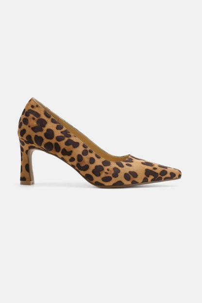 Beast Fashion Faux Suede Leopard Point Toe Pumps | Shoes | 2