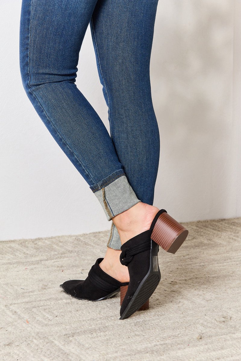 East Lion Corp Pointed - Toe Braided Trim Mules | Mules | 5