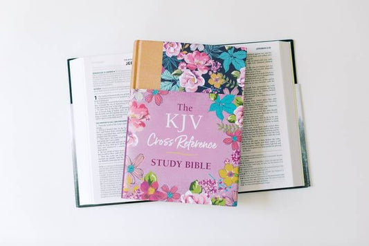 Marmalade Blossoms KJV Cross Reference Study Bible | 2FruitBearers