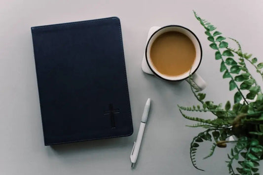 The Holy Bible: SKJV [Navy Cross] - Bibles