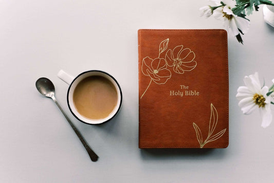 The Holy Bible: SKJV [Chestnut Floral] | 2FruitBearers