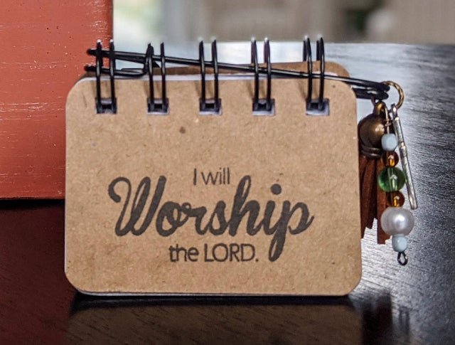 Worship Flip | Portable Scripture Guide for Daily Worship and Reflection

